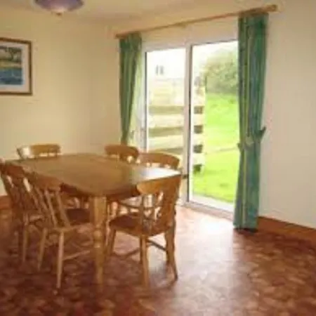 Holiday home Summercove Holiday Homes *